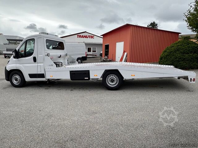 Dodávka na přepravu automobilů CITROEN Jumper Autotransporter 35 Heavy L3 180Ps Aut.
