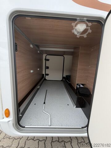 Polointegrovaný obytný vůz BÜRSTNER Lyseo TD 690 G Isofix, elekt. Hubbett,L-Sitzgr.