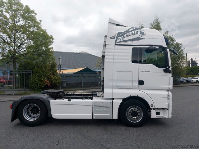 Tractor estándar MAN TGX 18.500 XXL-INTARDER-2 Tanks- NAVI- TOP