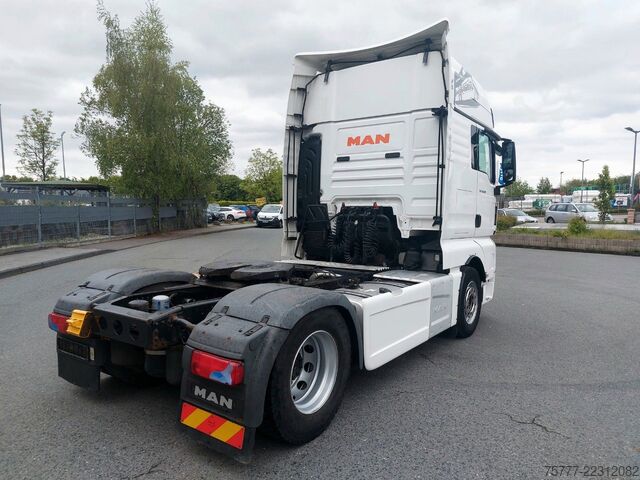 Tractor estándar MAN TGX 18.500 XXL-INTARDER-2 Tanks- NAVI- TOP