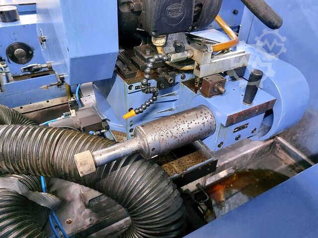 Universal cylindrical grinding machine EMAG-KARSTENS K19 CNC