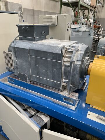 Extrusora de doble husillo co-rotante COMAC SRL EBC 40HT/37D - 600rpm