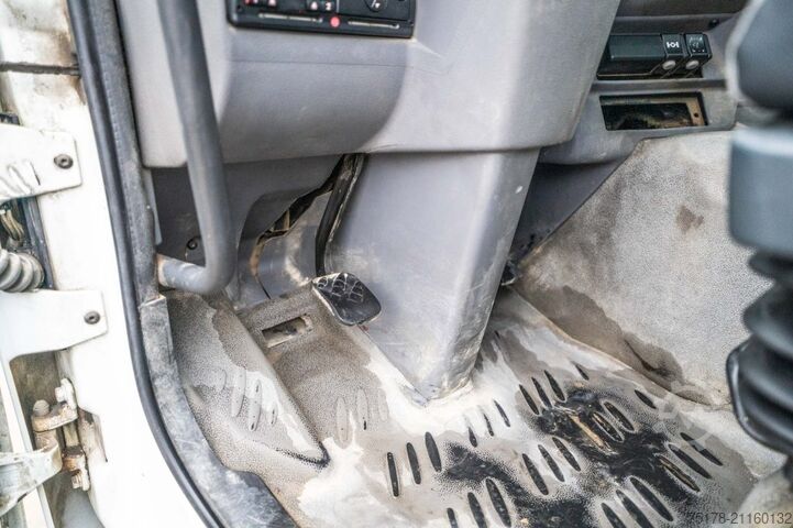 Tipper with crane RENAULT PREMIUM 320+HIAB 112+2EXT