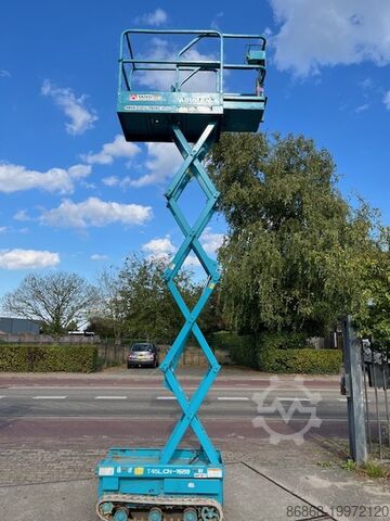 Gebruikte schaarhoogwerker op rups Airman ENCL045 AIRMAN Encl.045