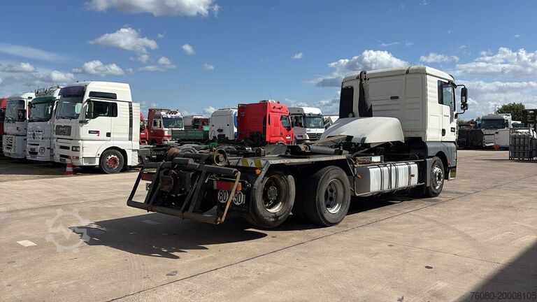 Alváz vezetőfülkével MAN TGA 28.480 (MANUAL PUMP / POMPE MANUELLE / BOIT...