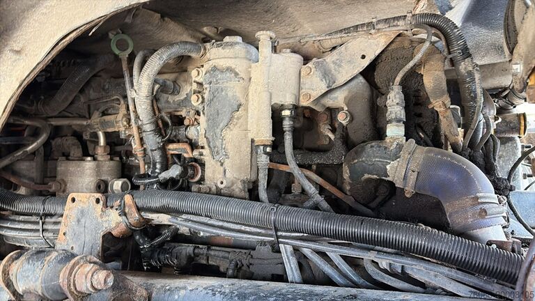 Alváz vezetőfülkével MAN TGA 28.480 (MANUAL PUMP / POMPE MANUELLE / BOIT...