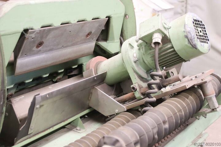 Dohányvágó prototípus Sagemüller 8 Messer, mit Schleifeinrichtung