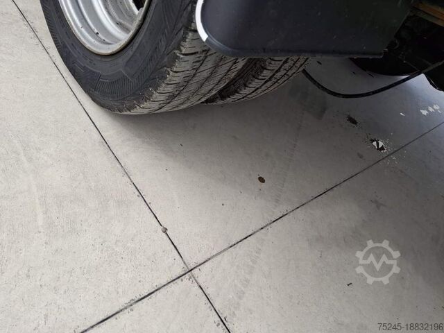 Kompaktní dodávka VW TRASPORTER 2.0 TDI 110