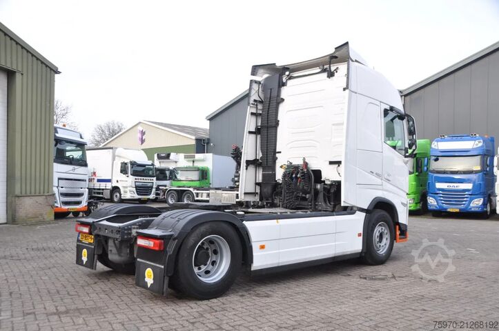 Padrão-SZM Volvo FH 460 4X2 iParkCool VOL SPOILER SET 2x ALU TANK