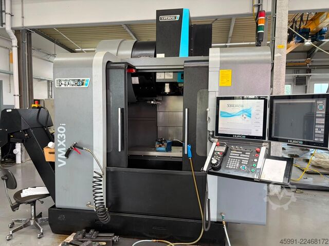 Pionowe centrum obróbcze HURCO VMX 30 i
