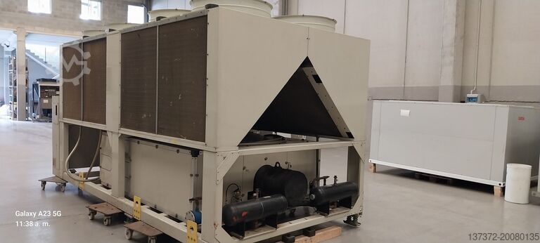 Wasserkühler Daikin EWYD360AJYNN