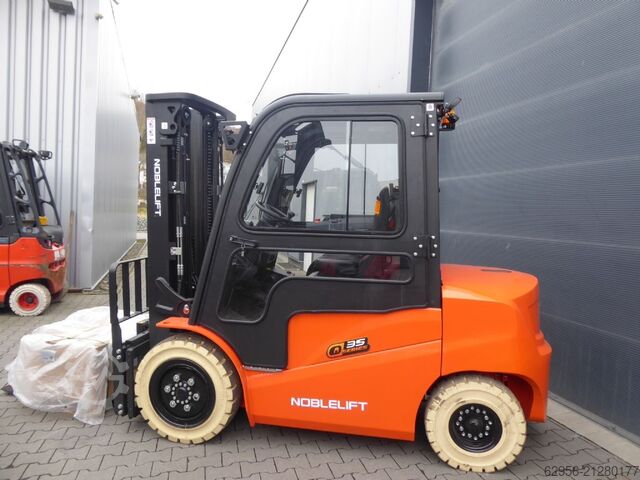 Electric 4-wheel forklift Noblelift FE4P35