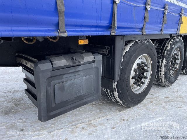 Öppen semitrailer med kapell Schmitz Cargobull Semitrailer Curtainsider Standard