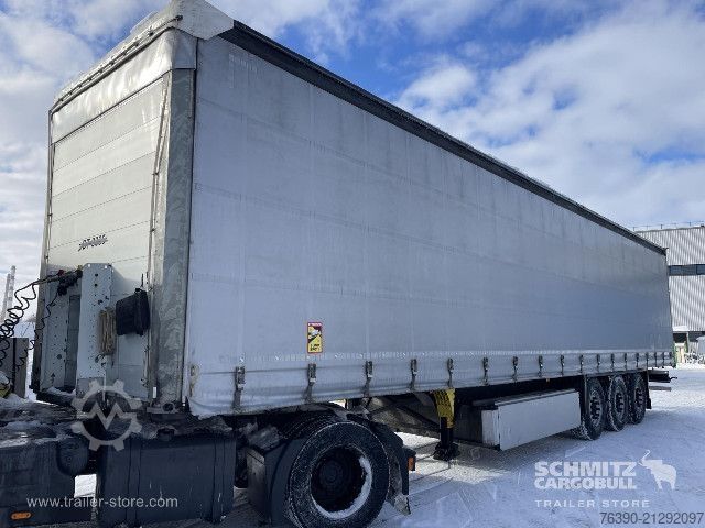 Öppen semitrailer med kapell Schmitz Cargobull Semitrailer Curtainsider Standard