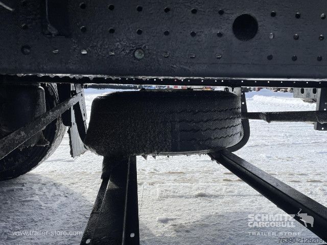 Öppen semitrailer med kapell Schmitz Cargobull Semitrailer Curtainsider Standard
