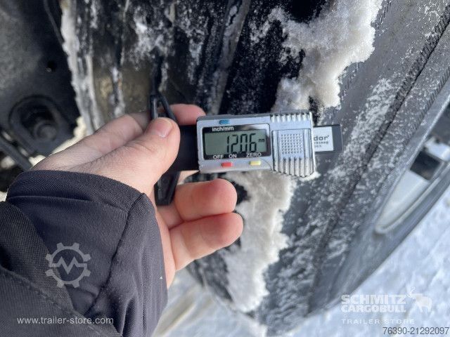 Öppen semitrailer med kapell Schmitz Cargobull Semitrailer Curtainsider Standard