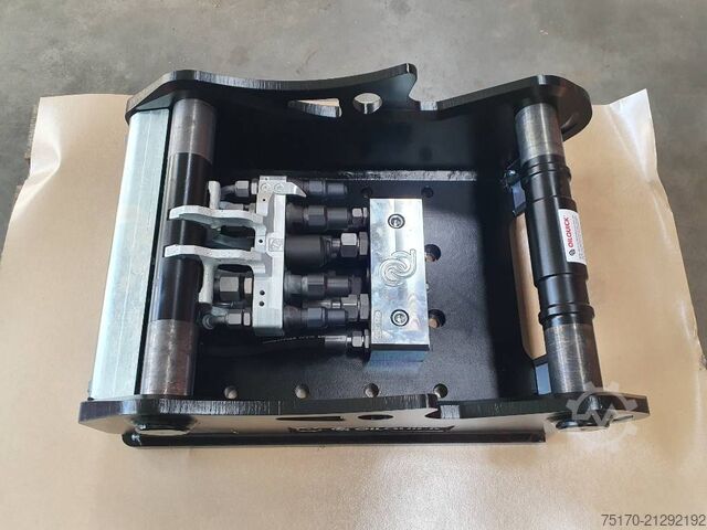 Snabbväxlingsenhet OilQuick OQ65 Adapterplatte für Westtech & mehr / NEU