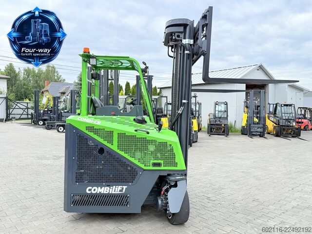 Dört yollu forklift Combilift CB4000 GAS TRIPLEX 6450MM POSITIONER