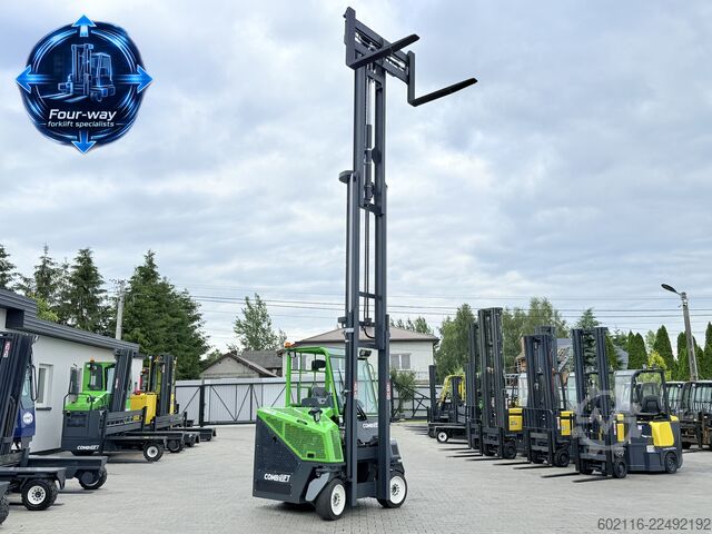 Dört yollu forklift Combilift CB4000 GAS TRIPLEX 6450MM POSITIONER