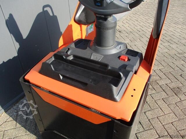 Manuel palleløfter BT LPE250