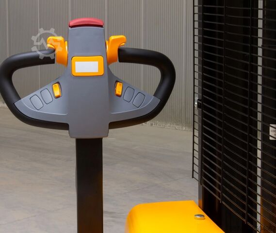 Transpalet electrohidraulic cu ridicare înaltă, capacitate 1500 kg, înălțime de ridicare 3 m Viber-System WE1530R 1500 kg / 3 m