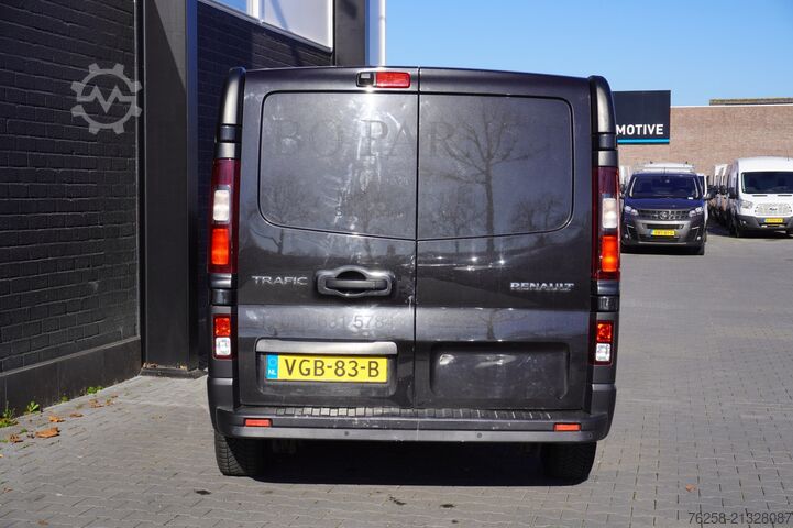 Delivery van Renault Trafic 1.6 dCi L2 - EURO 6 - Airco - Navi - Cru...