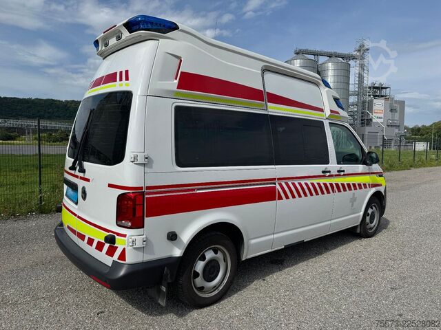 Brandweerwagen VW VW T6.1, 2.0 TDI, mit Rampe, Trage und Sessel