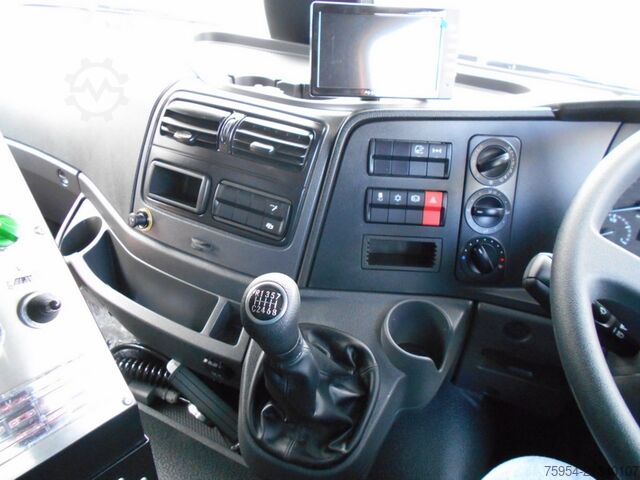 Gatusopmaskin Mercedes-Benz Atego 1324 LKO 4x2 / Themis SHY7BD