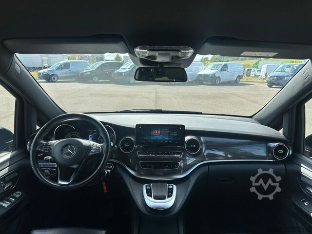 Minibús MERCEDES-BENZ EQV 300 AVANTGARDE/MBUX/LIEGE-PAKET/DISTRONIC/EL