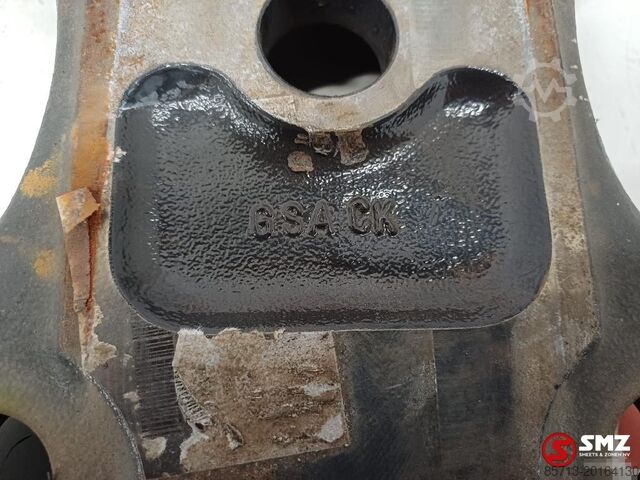 Schokdemper Volvo Occ schokdemperbeugel achteras rechtsonder Volvo