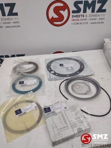 Wheel suspension Mercedes Wielnaafreparatieset mercedes Atego, Actros , Axor