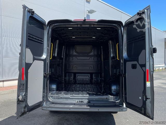 Komercijalno vozilo sa visokim krovom MAN TGE 3.200 L3H2 Kasten 4x4 Individual S ACC STHZ