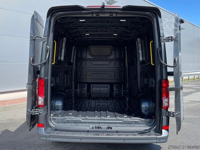 Komercijalno vozilo sa visokim krovom MAN TGE 3.200 L3H2 Kasten 4x4 Individual S ACC STHZ