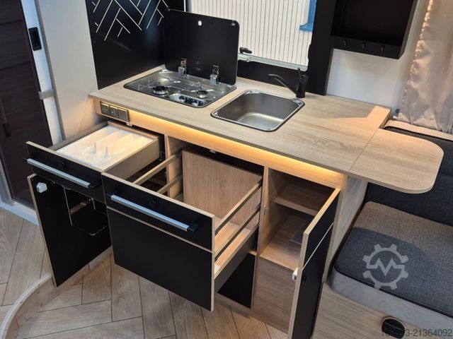 Half-integraal camper CHAUSSON 640 Titanium Line *MJ26*Arctic*SAT+TV*165PS*Auto