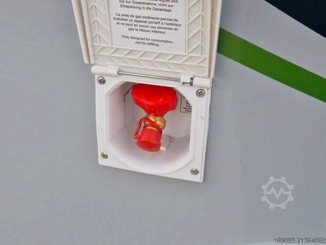 Half-integraal camper CHAUSSON 640 Titanium Line *MJ26*Arctic*SAT+TV*165PS*Auto