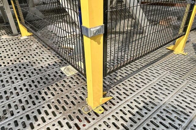 2000 lineer metre güvenlik muhafazası Troax