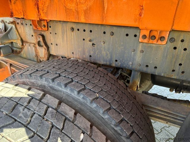 Autocamion basculant MERCEDES-BENZ Axor 1829 AK 4x4 / Winterplatte