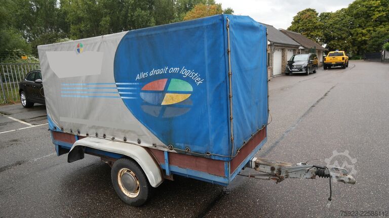 Reboque Taurpalin EQUIPE com eixo partido! EQUIPE Taurpalin trailer broken axle!
