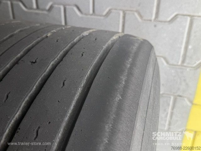 Semiremorcă deschisă cu prelată Schmitz Cargobull Curtainsider Mega
