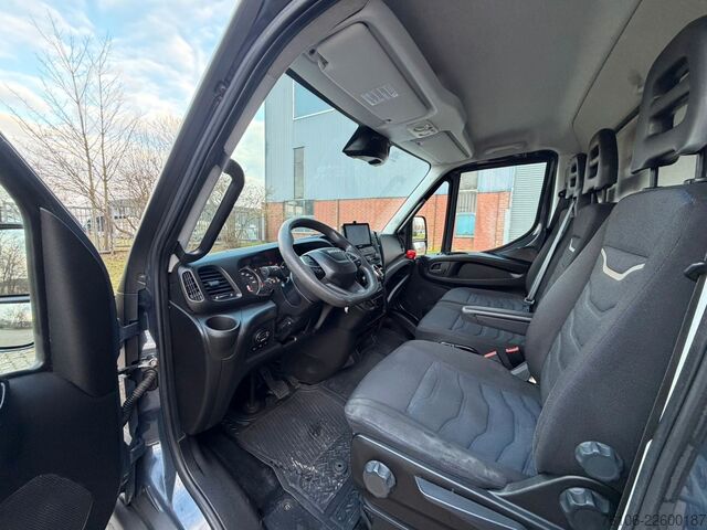 Furgon cu prelată laterală IVECO Daily 72C18 Hi-Matic Pritsche Plane+LBW*2 stück