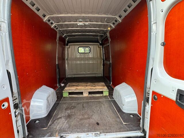 Skåpbil FIAT Ducato Maxi 35 180 L4H2 *Automatik*