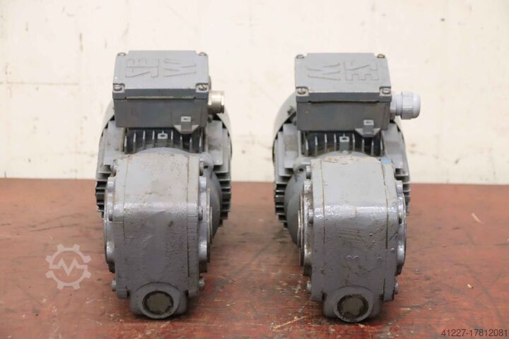 Motorreductor 0,25 kW 17 rpm SEW-Eurodrive SA31 DTZ1D6