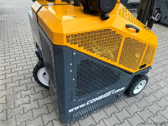 Empilhadeira multidirecional Combilift CB3000/LPG /2016 year/ Perfect condition