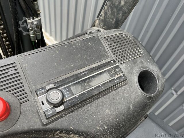 Elektromos háromkerekű targonca Linde E16C-02