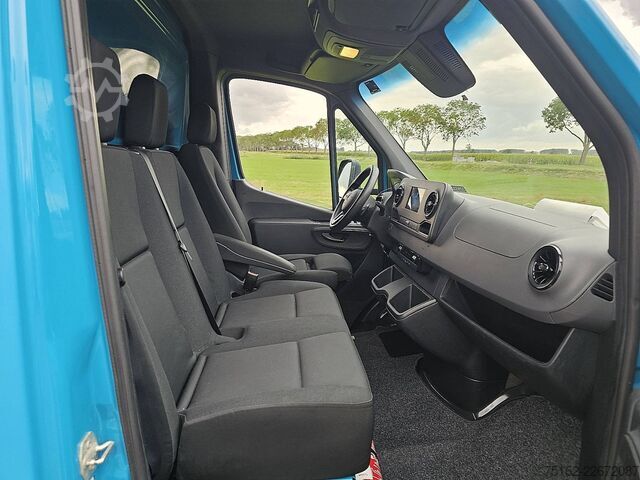 Walizka MERCEDES-BENZ SPRINTER 316 CDI 43 AUT. LAADKLEP
