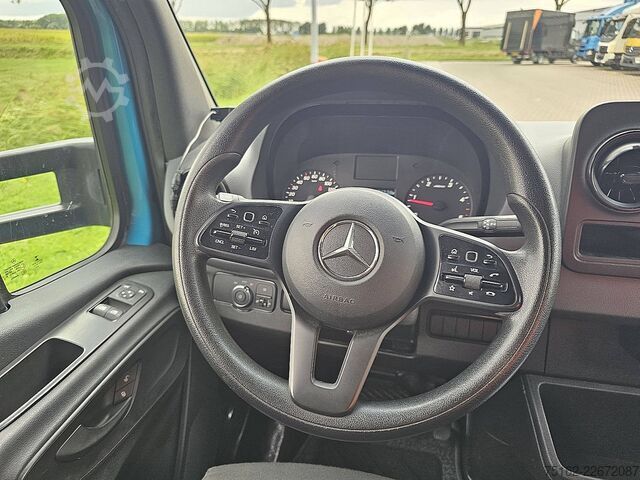 Walizka MERCEDES-BENZ SPRINTER 316 CDI 43 AUT. LAADKLEP
