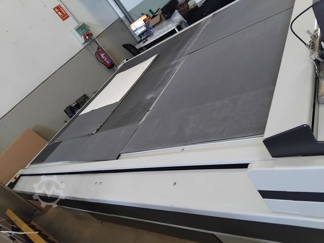 Máquina de corte de papel Zünd XL-3200