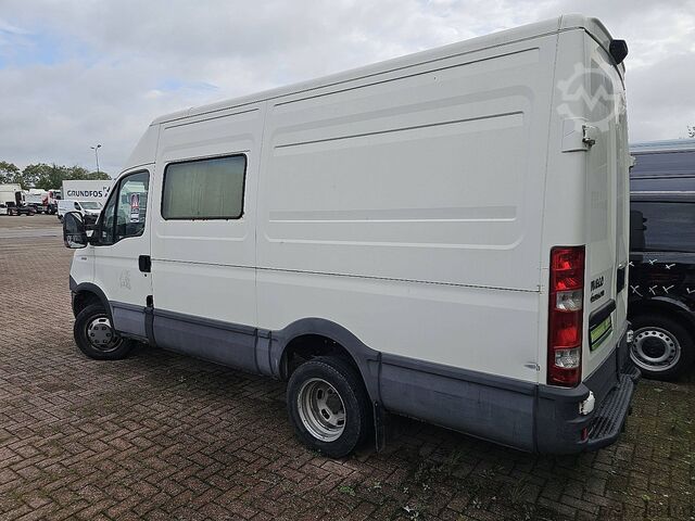 Hochdachkombi IVECO DAILY 35C13 L2H2 Dubbellucht DC!