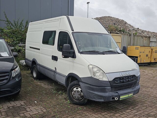 Hochdachkombi IVECO DAILY 35C13 L2H2 Dubbellucht DC!