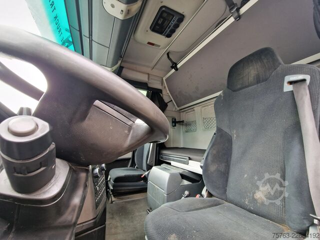Veetransport MAN TGX 26.480 6x2*4 - Menke 3 deck livestock 50.40...